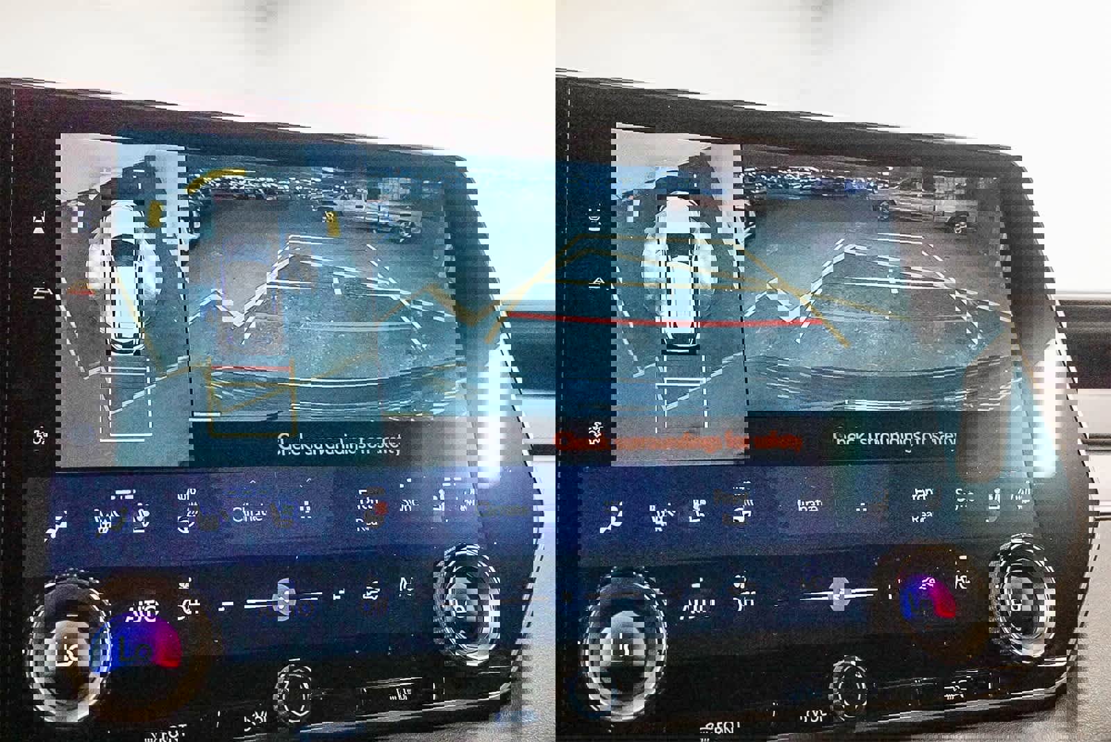 Used 2024 Lexus RX 450h Luxury w/ Convenience Package image 24