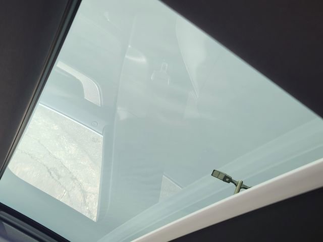 Used 2024 Porsche Cayenne image 29