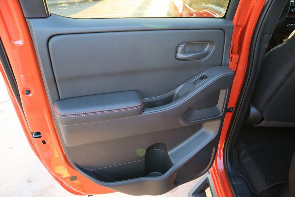 New 2026 Nissan Frontier PRO-4X w/ Pro-4x Convenience Package image 10