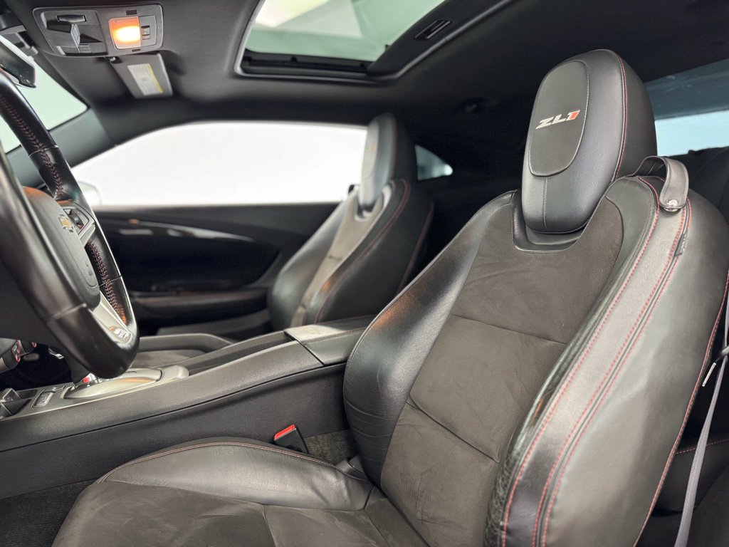 Used 2013 Chevrolet Camaro ZL1 w/ Gray Stripe Package image 12