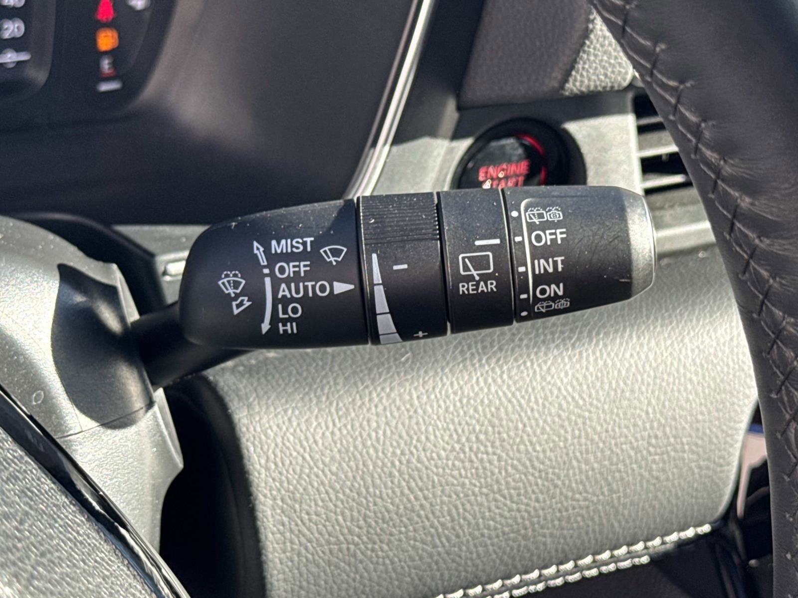 Certified 2025 Honda Pilot Elite image 10