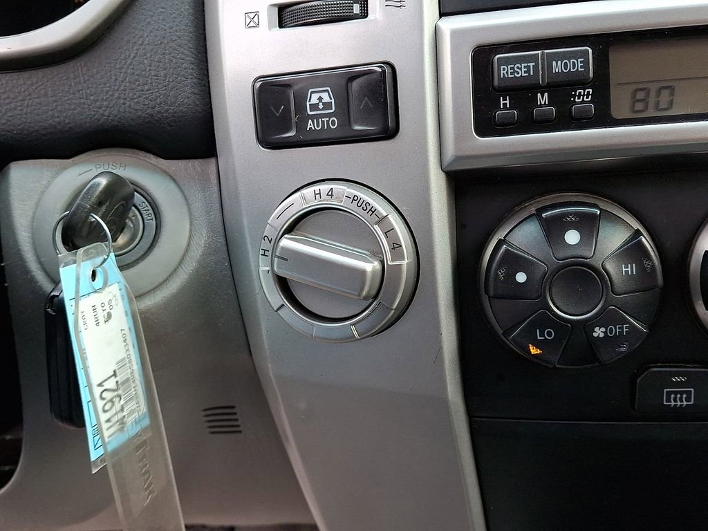 Used 2005 Toyota 4Runner Limited image 22