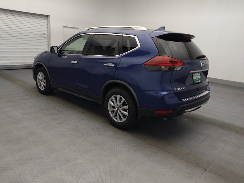 Used 2018 Nissan Rogue SV FWD image 3