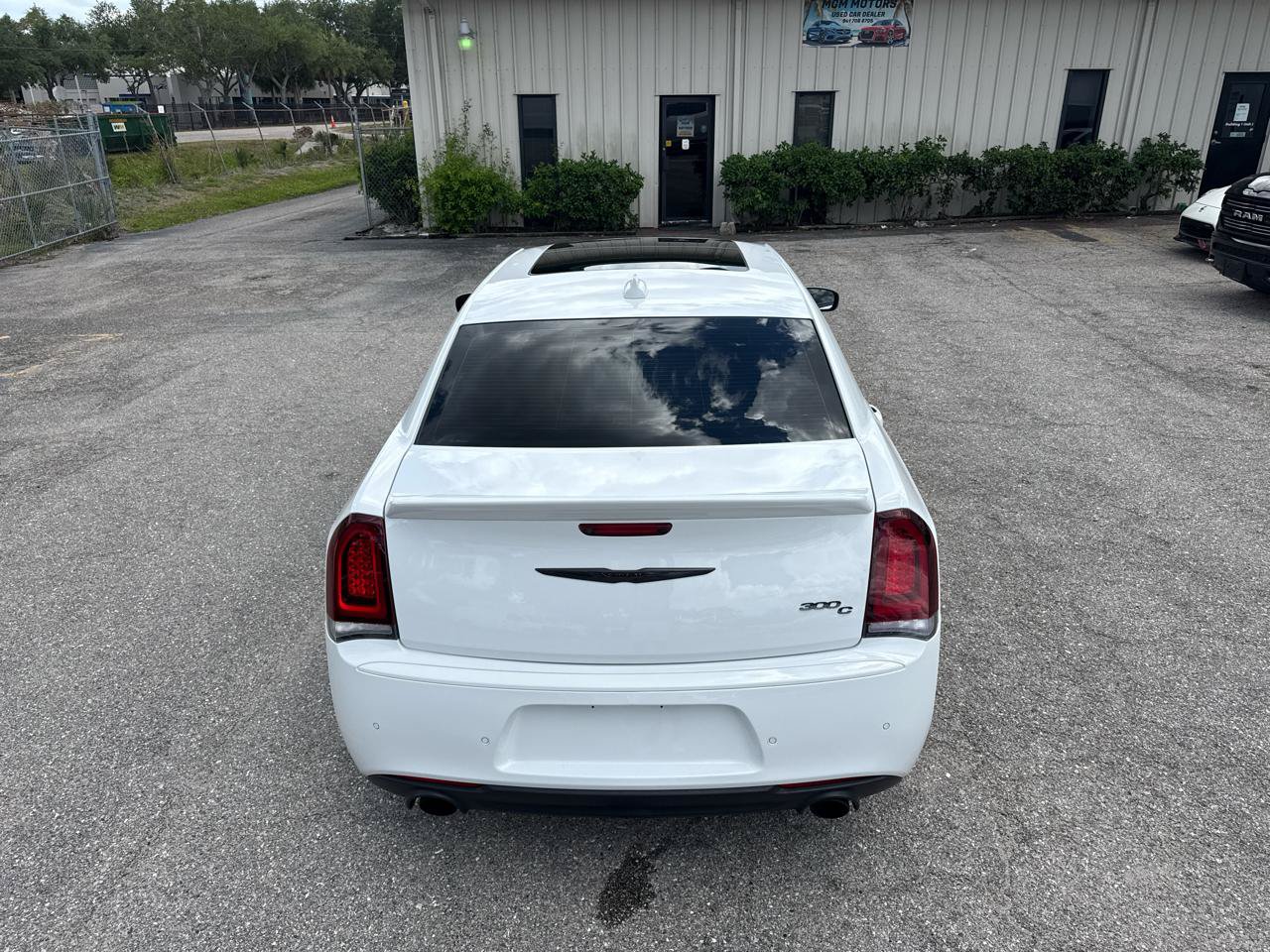 Used 2023 Chrysler 300 C RWD image 6