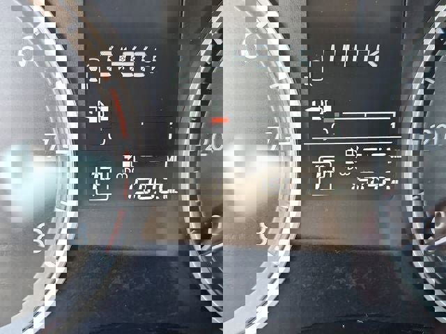 Used 2025 Nissan Versa S image 30