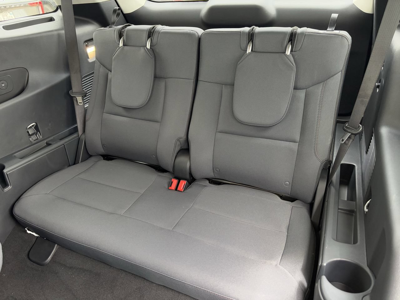 New 2026 Ford Explorer Active RWD image 27