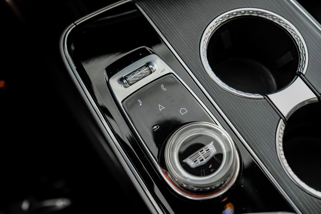 Used 2024 Cadillac Lyriq Luxury image 27