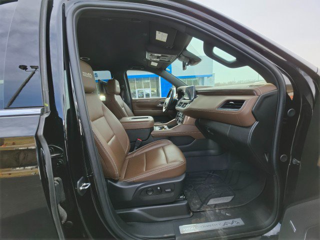 Used 2024 Chevrolet Tahoe High Country w/ Advanced Technology Package image 15