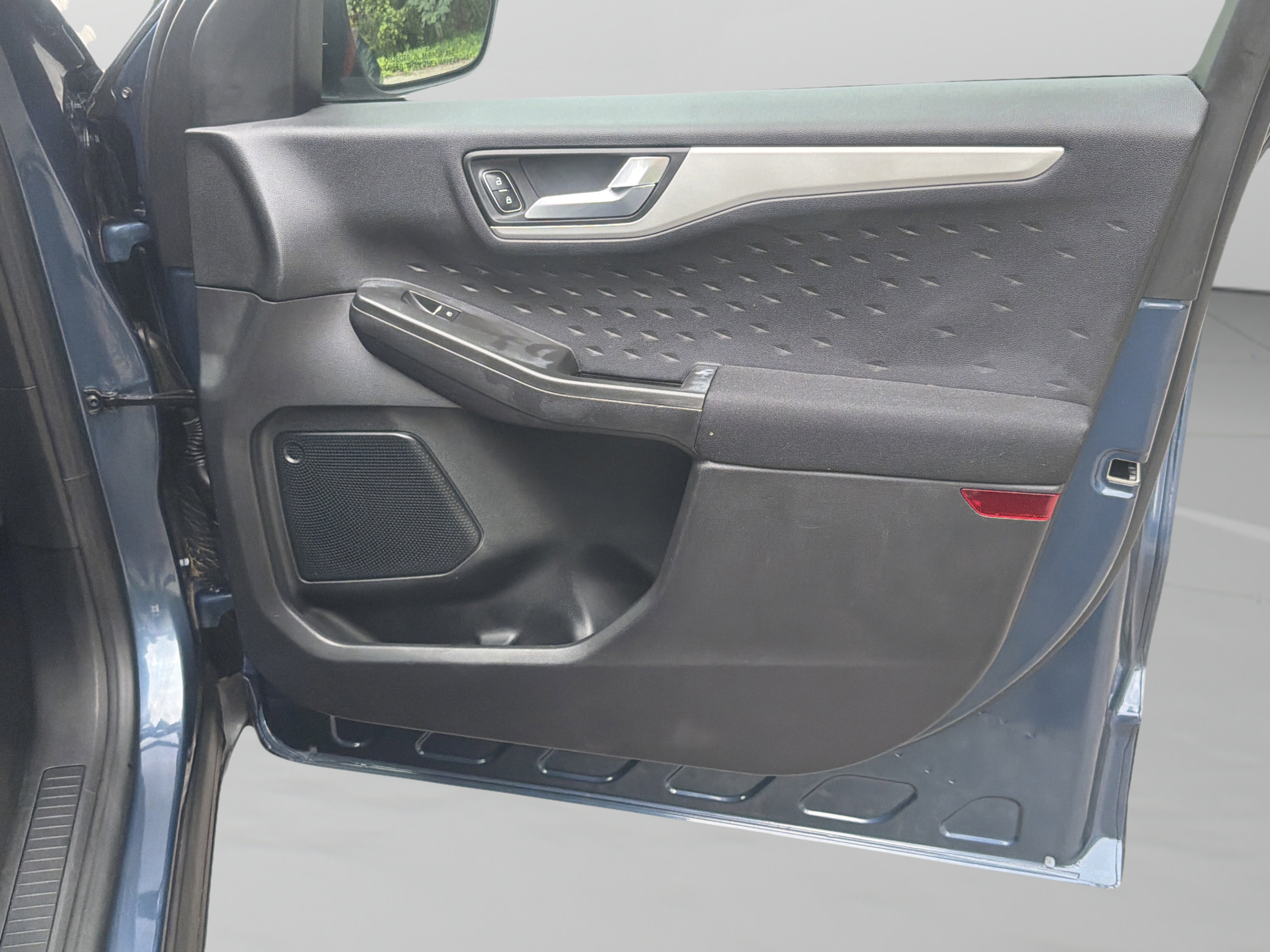 Used 2020 Ford Escape SE FWD image 26
