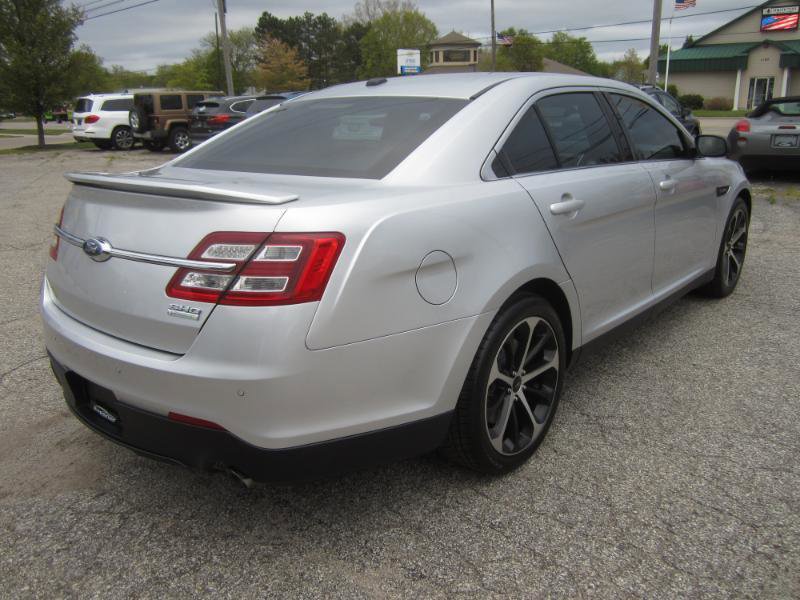 Used 2015 Ford Taurus SHO w/ Equipment Group 401A AWD/4WD image 8