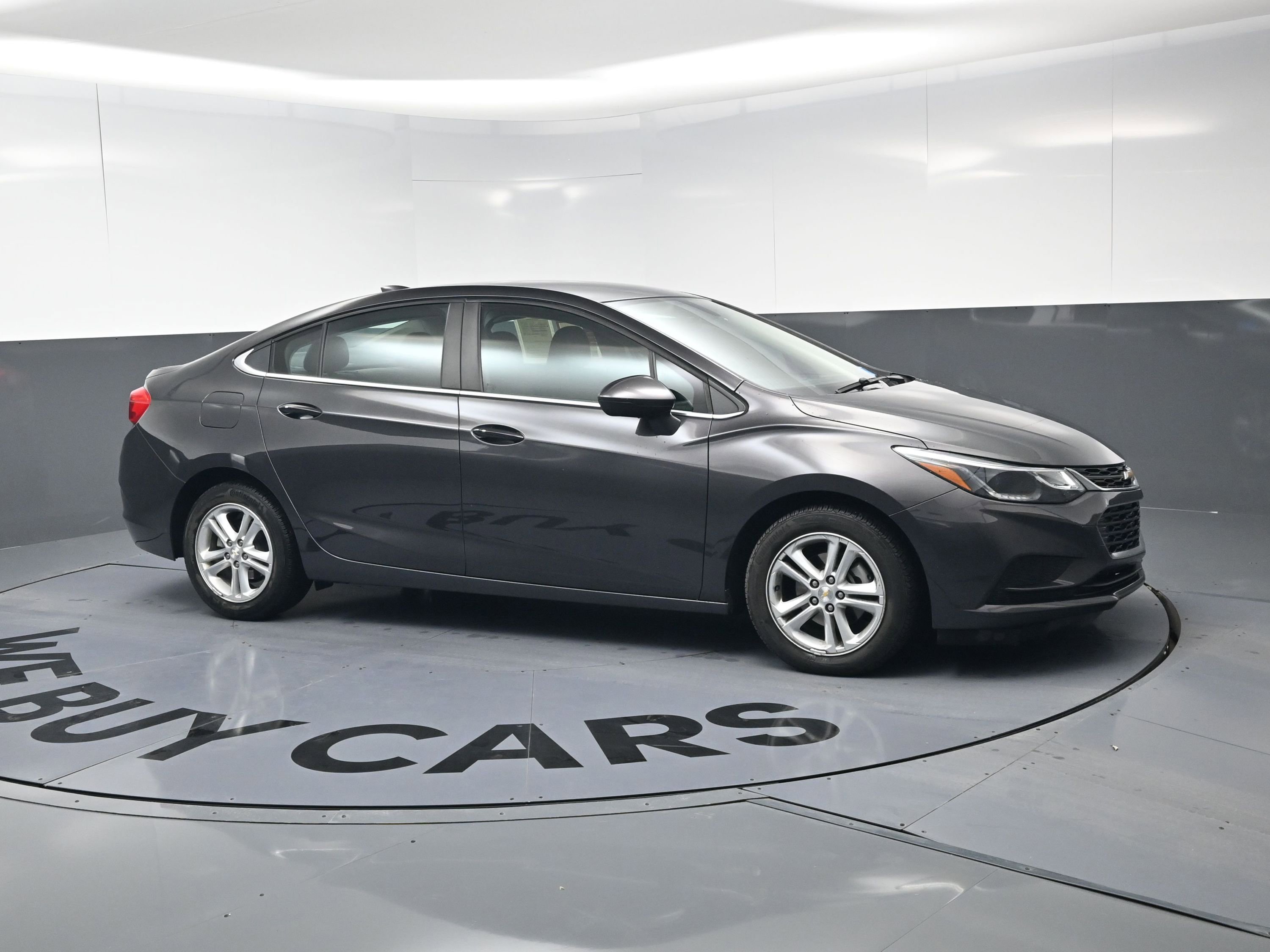 Used 2017 Chevrolet Cruze LT w/ Convenience Package video 2