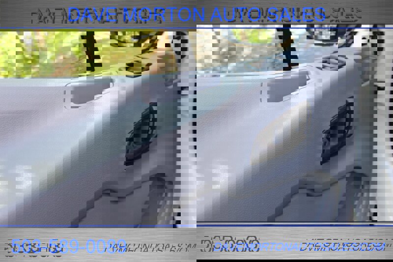 Used 2017 Ford Transit 250 130 Low Roof image 11