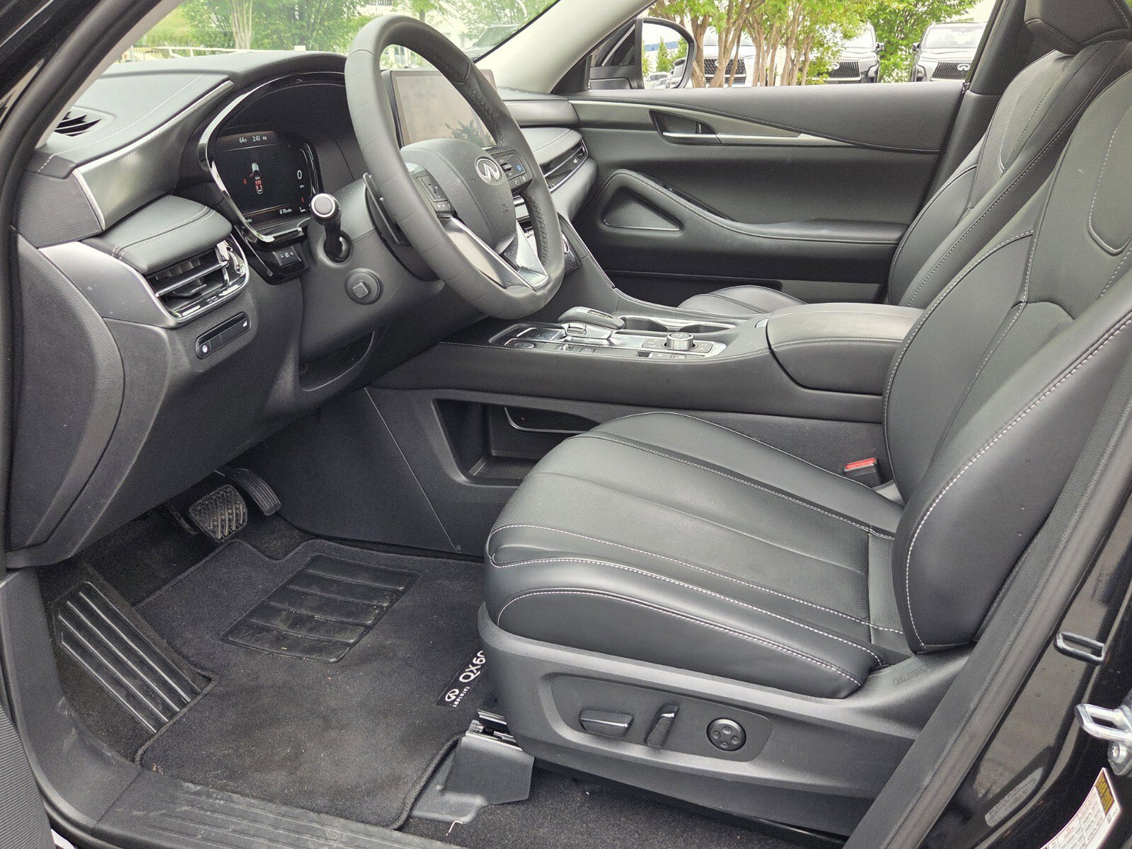 Used 2024 INFINITI QX60 Luxe AWD/4WD image 15