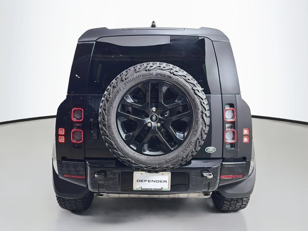 Certified 2023 Land Rover Defender 110 X AWD/4WD image 6