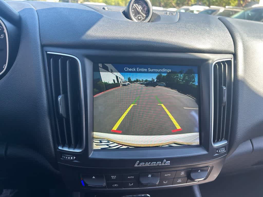 Used 2019 Maserati Levante AWD/4WD image 9
