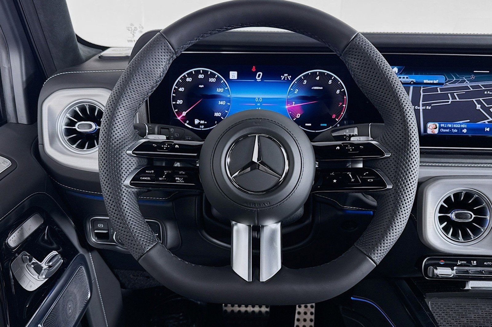 New 2026 Mercedes-Benz G 550 image 17