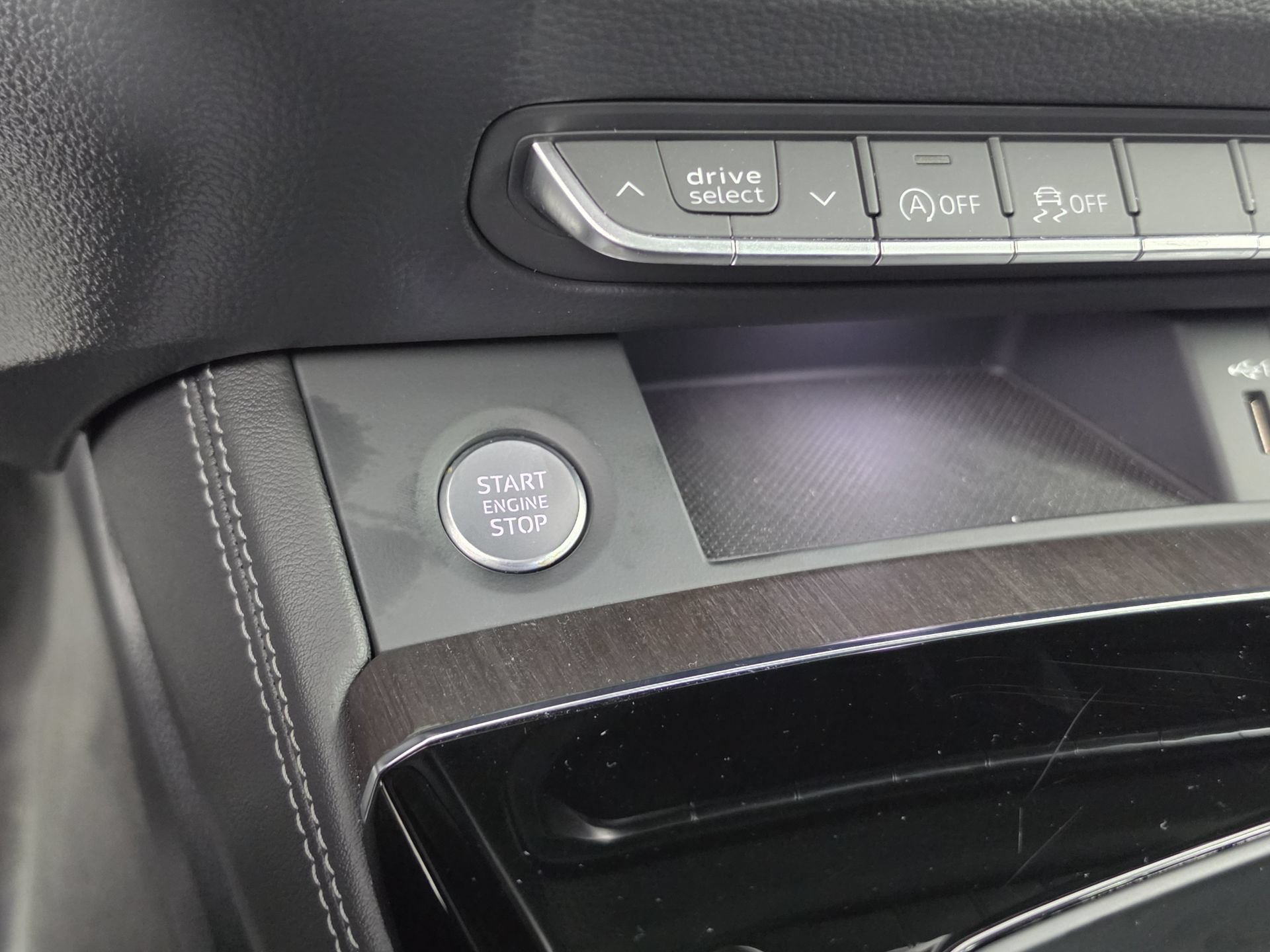 Certified 2024 Audi Q5 2.0T Premium Plus AWD/4WD image 32