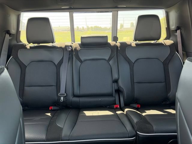 New 2027 RAM 1500 Laramie w/ Night Edition AWD/4WD image 14