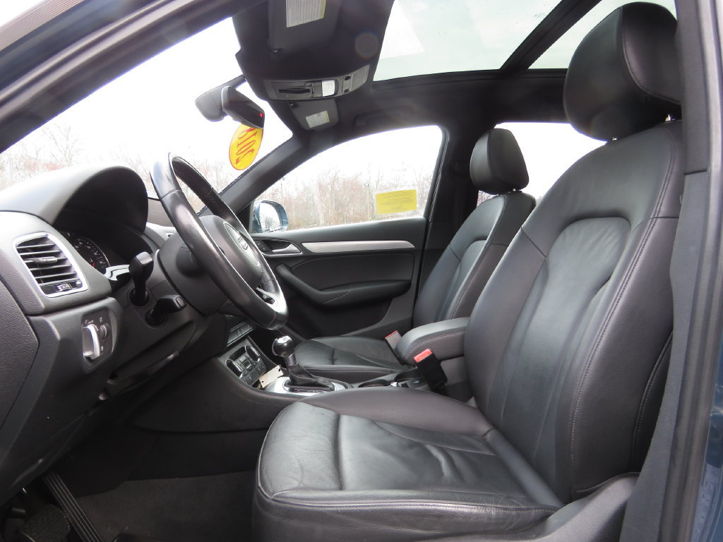 Used 2018 Audi Q3 2.0T Premium Plus w/ Premium Plus Package AWD/4WD image 10