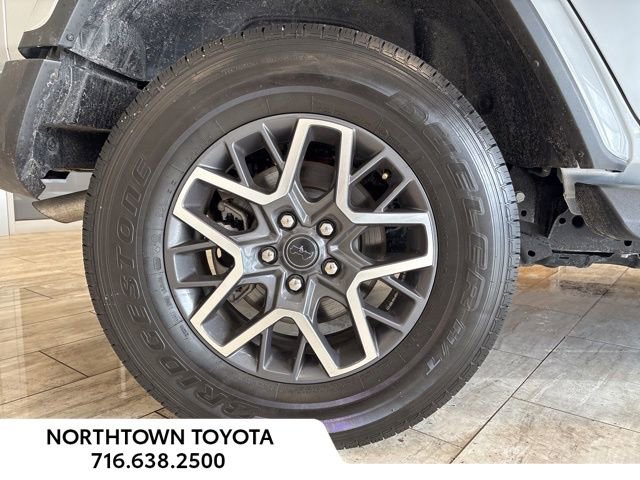 Used 2024 Jeep Wrangler Sahara w/ Safety Group image 24