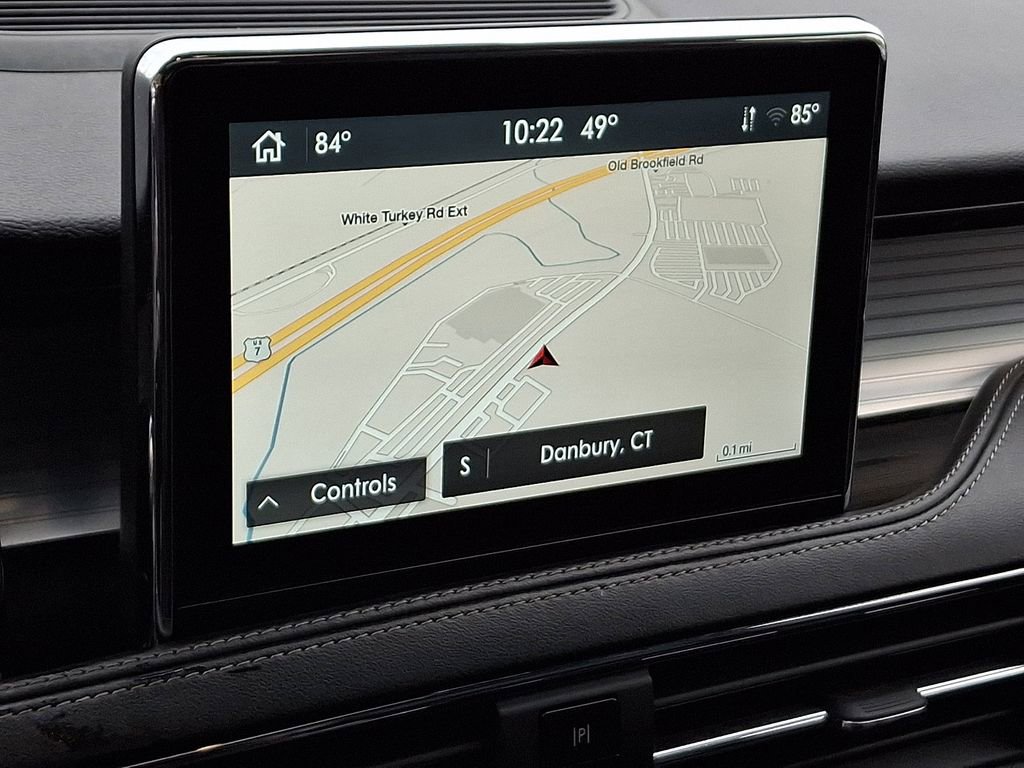 Used 2022 Lincoln Corsair AWD w/ Premium Package image 18