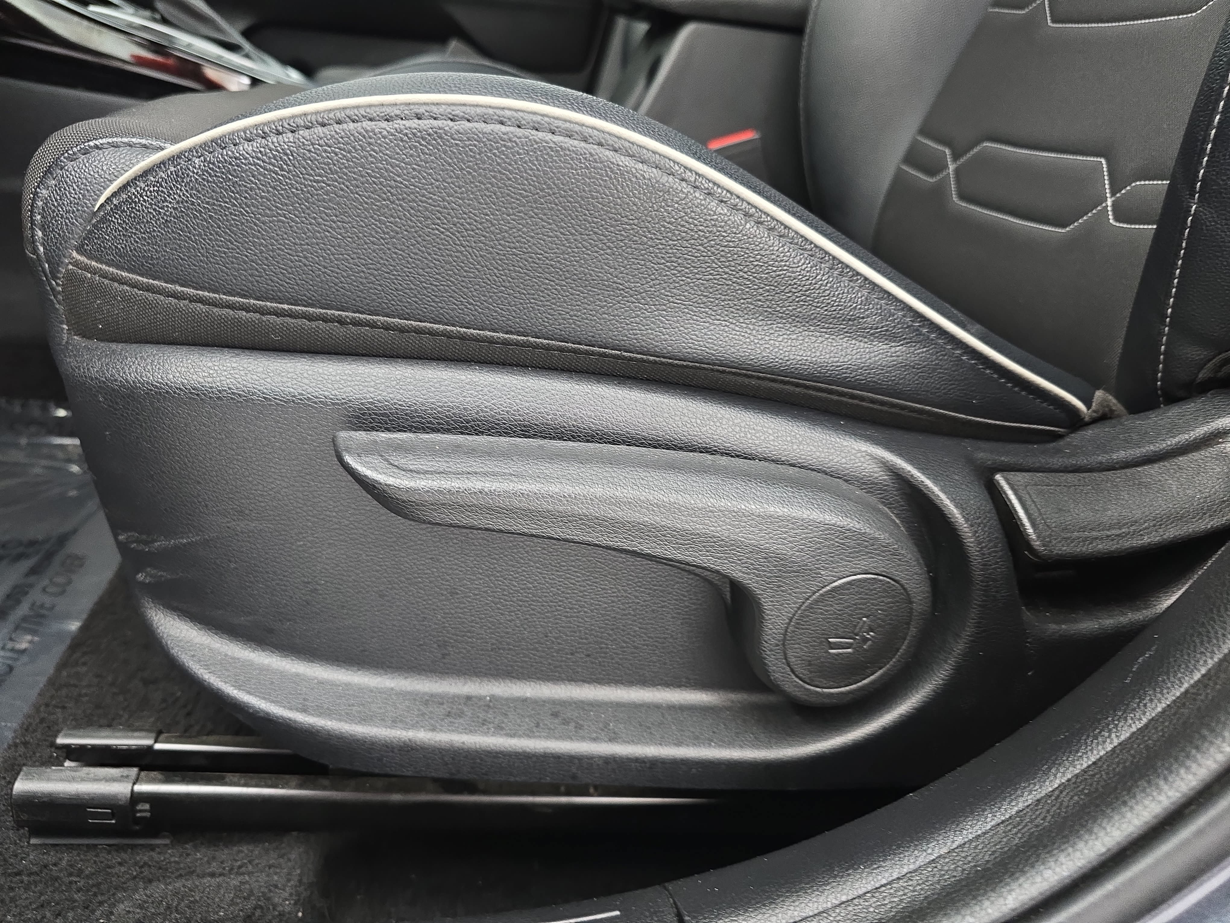 Used 2023 Kia Forte GT-Line FWD image 28