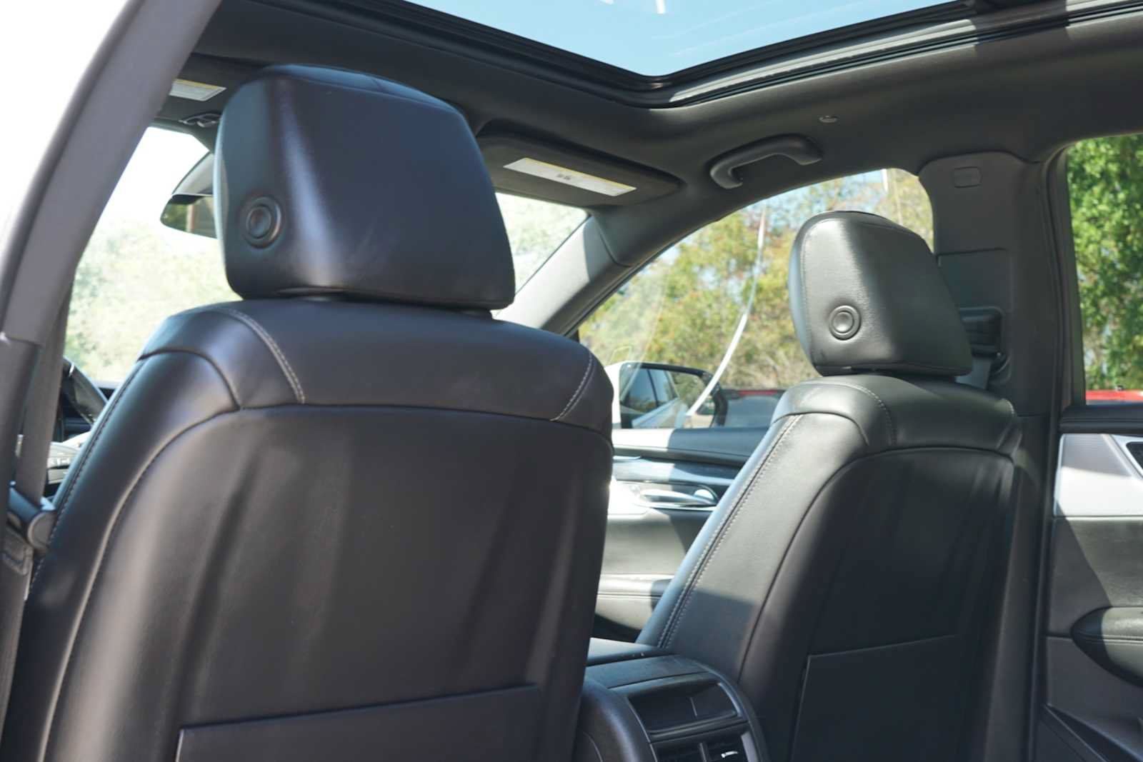 Used 2023 Cadillac XT5 Premium Luxury FWD image 19