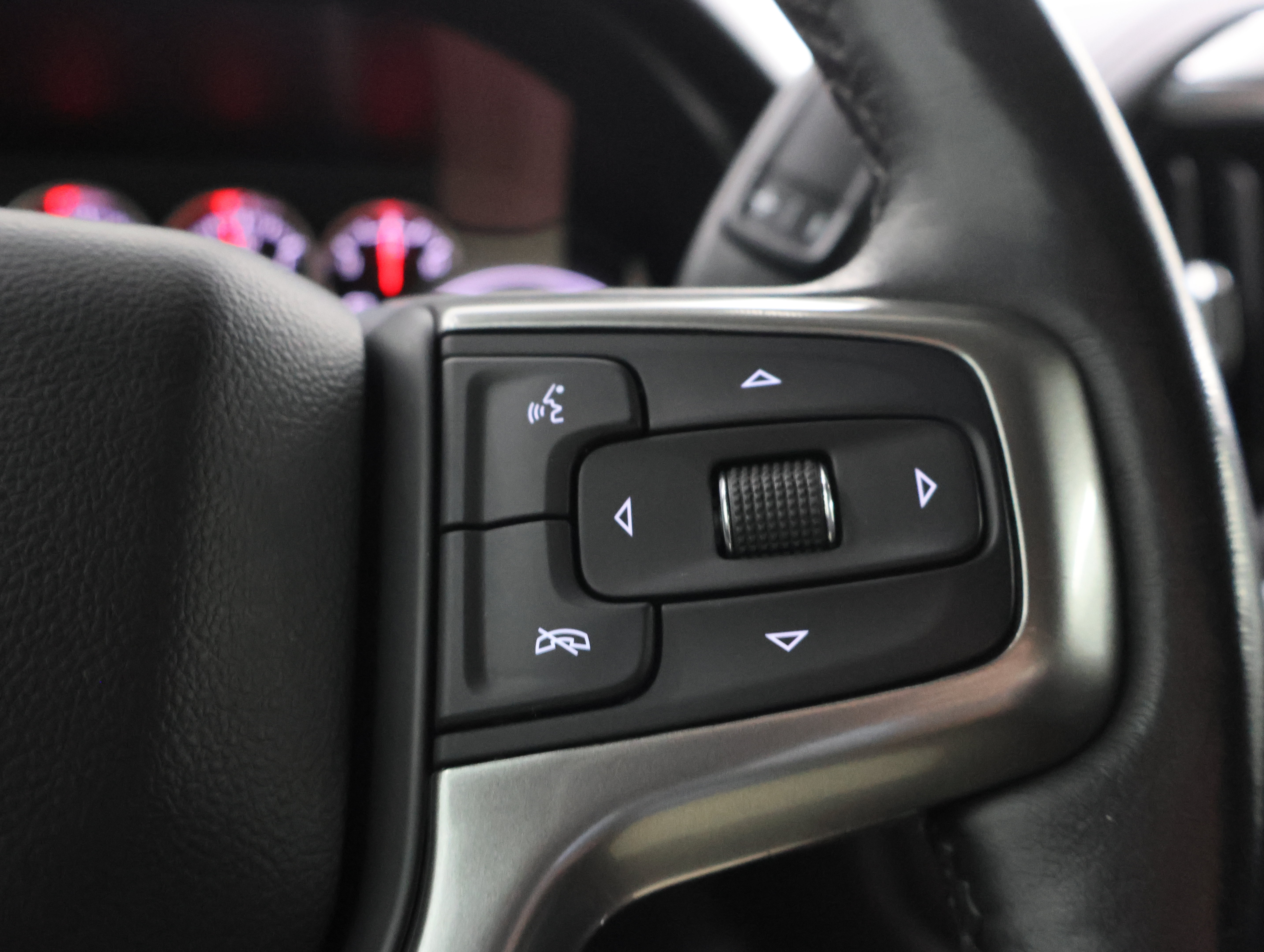 Used 2022 Chevrolet Silverado 1500 RST w/ Redline Edition AWD/4WD image 14