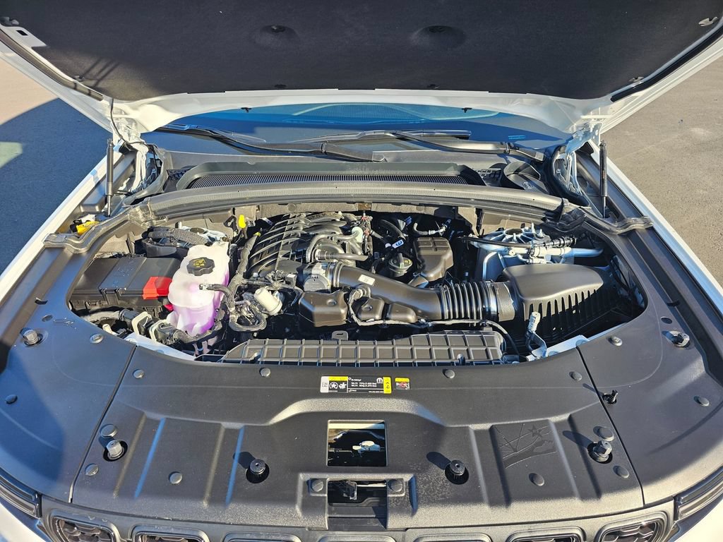 New 2025 Jeep Grand Cherokee Altitude AWD/4WD image 9
