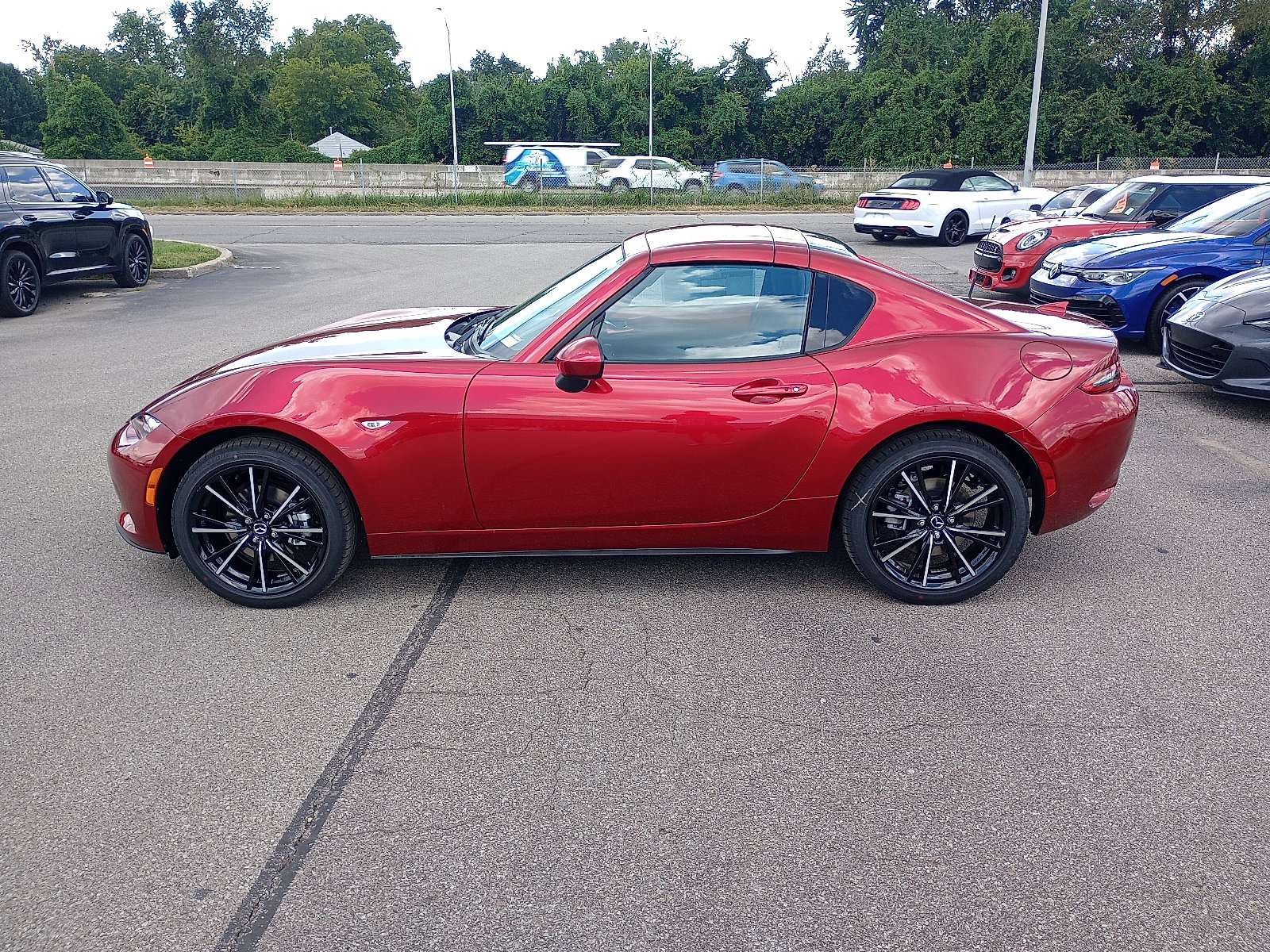 New 2025 MAZDA MX-5 Miata RF Grand Touring image 4