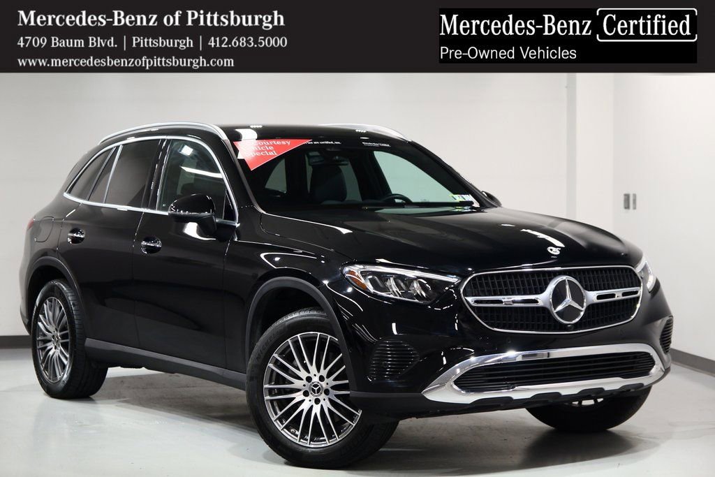 Certified 2025 Mercedes-Benz GLC 300 4MATIC image 1