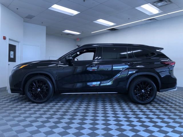 Certified 2025 Toyota Highlander XSE AWD/4WD image 11