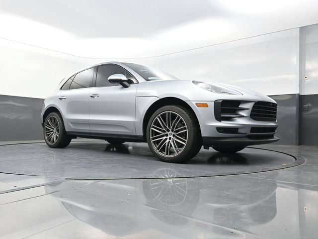 Used 2019 Porsche Macan AWD/4WD image 31