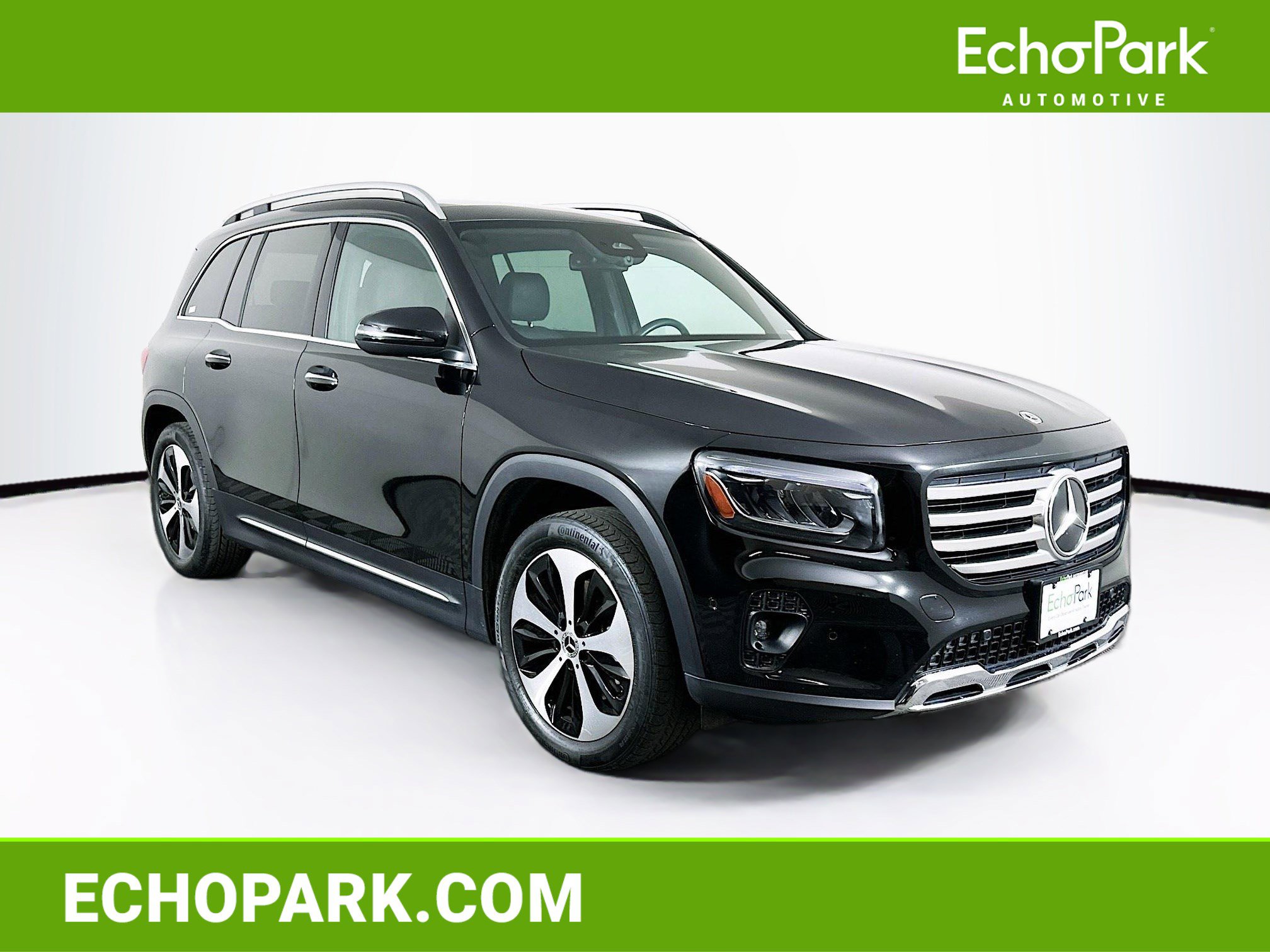 Used 2025 Mercedes-Benz GLB 250 4MATIC image 1