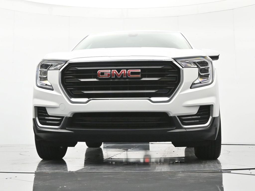 Used 2024 GMC Terrain SLE FWD image 36