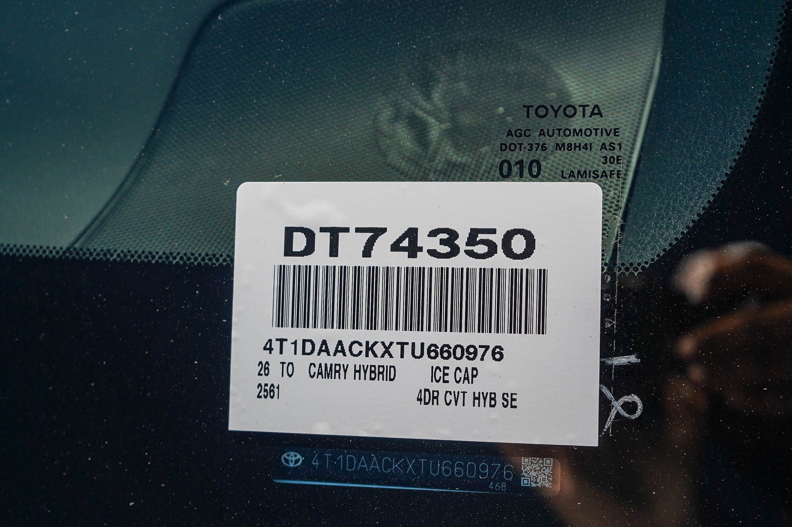 Used 2026 Toyota Camry SE FWD image 15