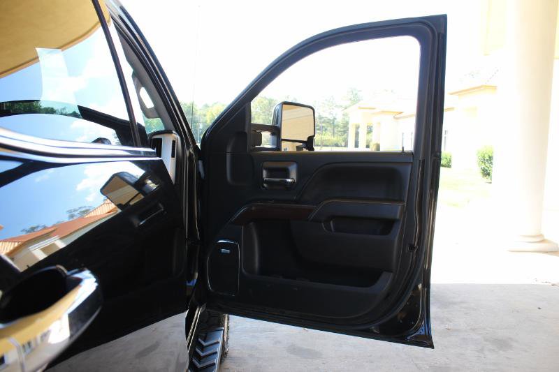 Used 2015 GMC Sierra 2500 SLT w/ Duramax Plus Package image 28