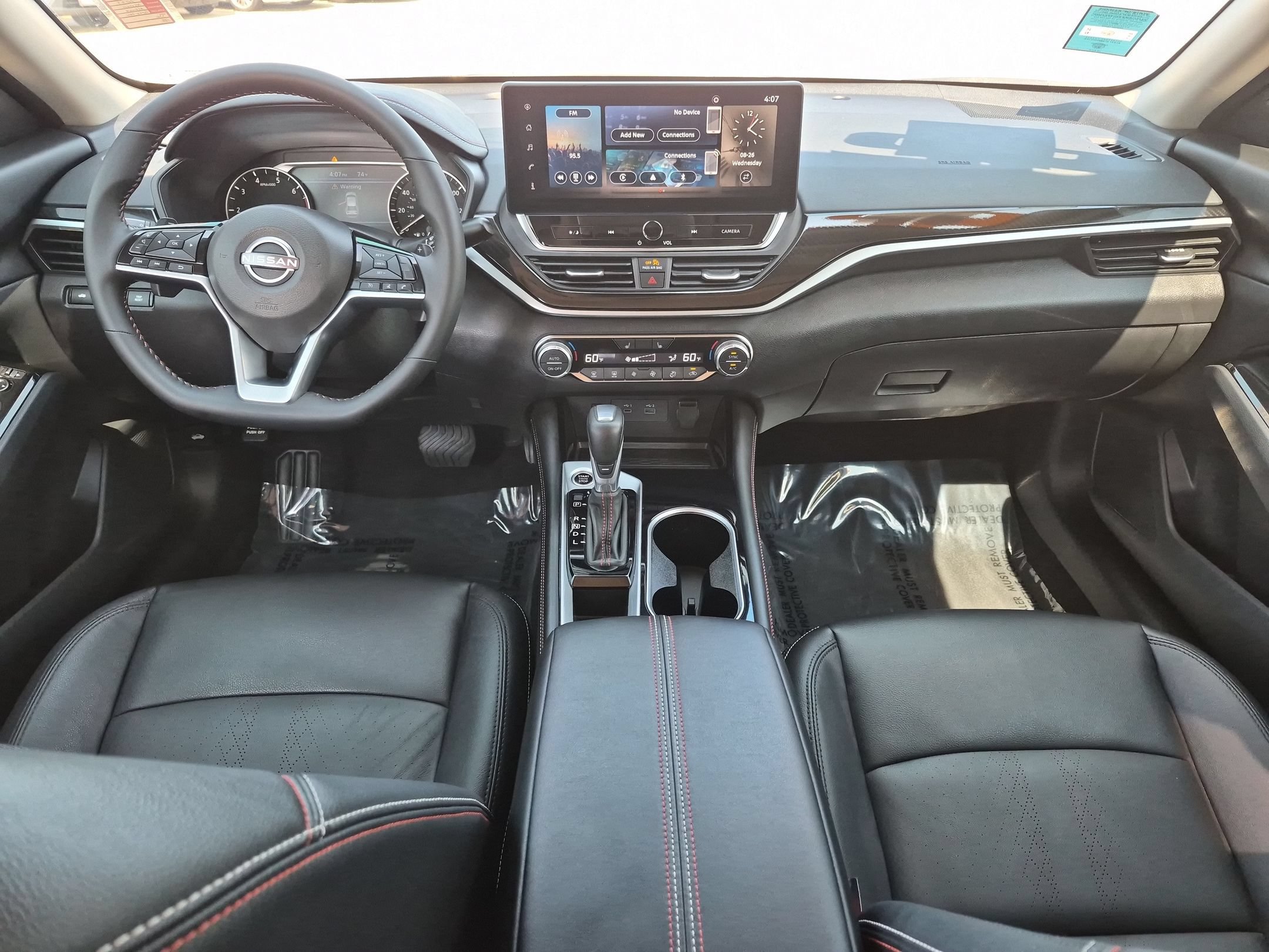Used 2025 Nissan Altima 2.5 SR w/ SR Premium Package FWD image 24