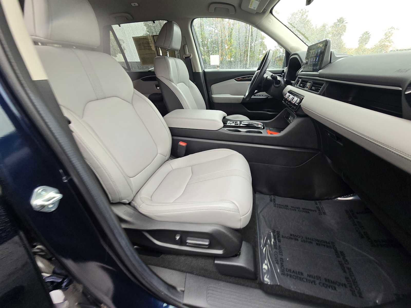 Used 2025 Honda Pilot EX-L image 11