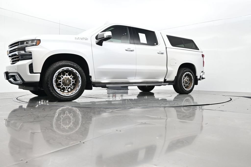 Used 2019 Chevrolet Silverado 1500 High Country w/ Technology Package AWD/4WD image 53