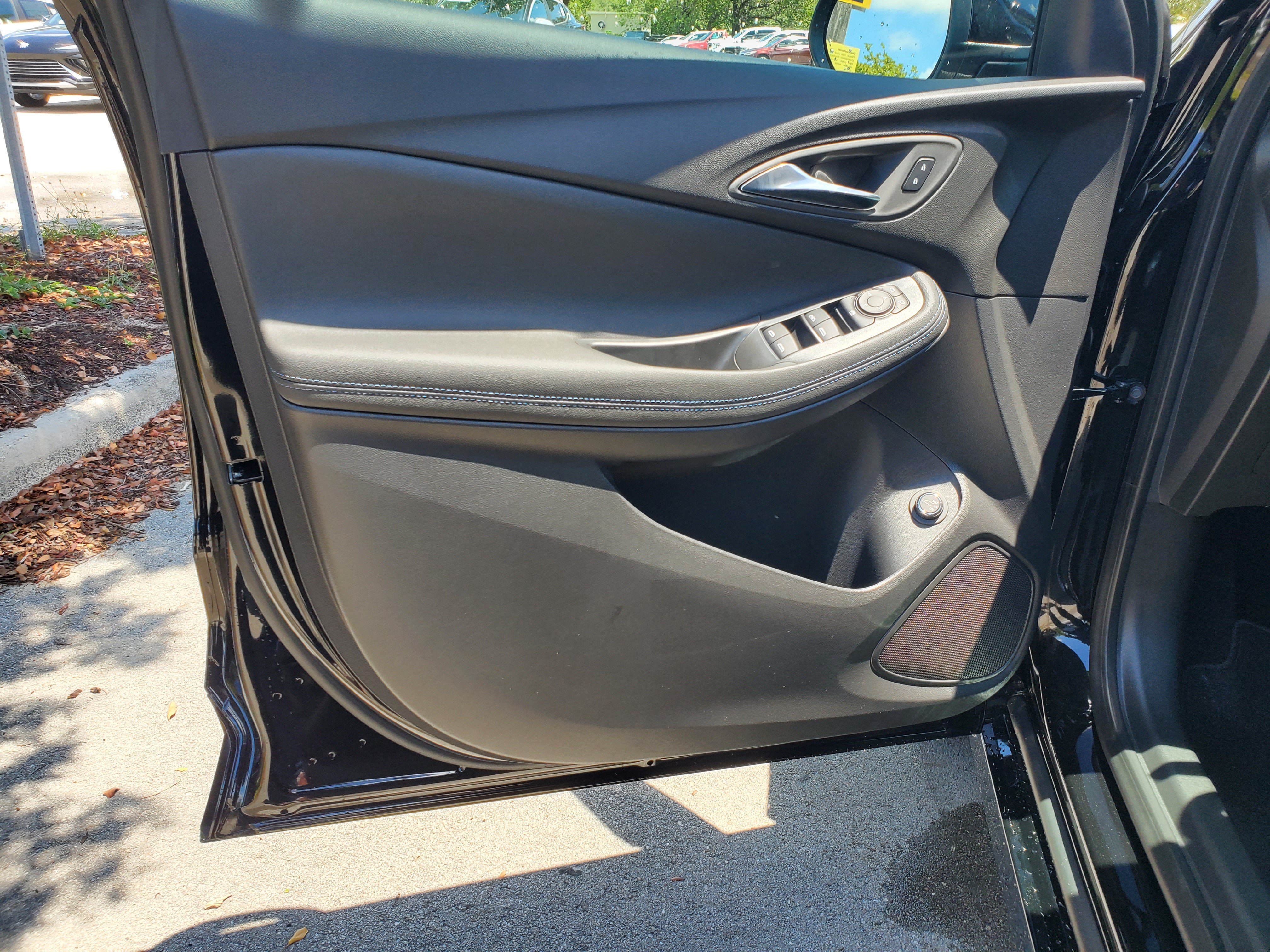 New 2026 Buick Encore GX Sport Touring w/ Advanced Technology Package FWD image 9