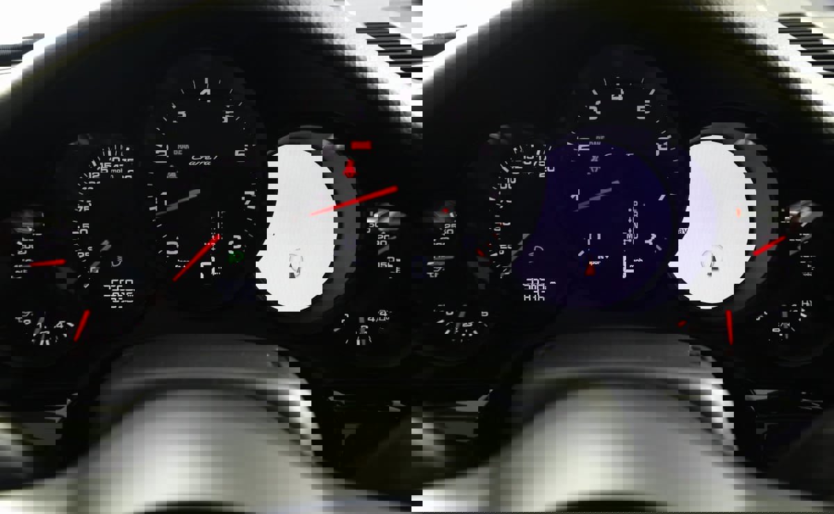 Used 2019 Porsche 911 Carrera T w/ Carrera T Interior Package image 24