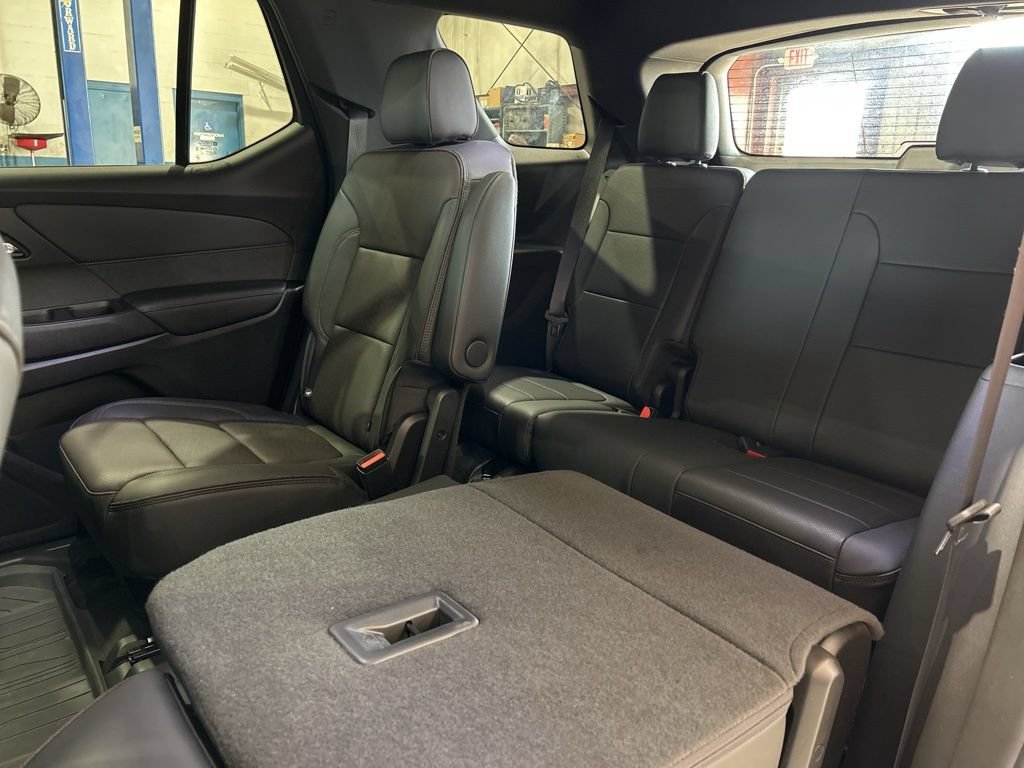 Used 2022 Chevrolet Traverse High Country AWD/4WD image 48
