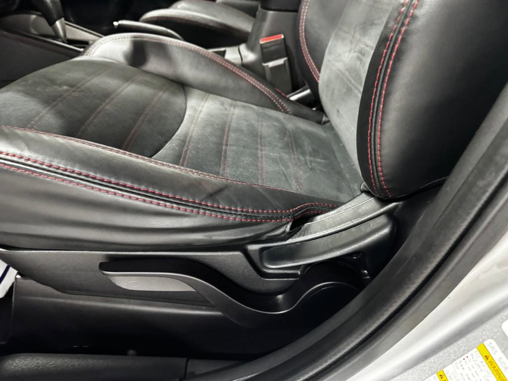 Used 2022 Mitsubishi Outlander Sport SE image 18
