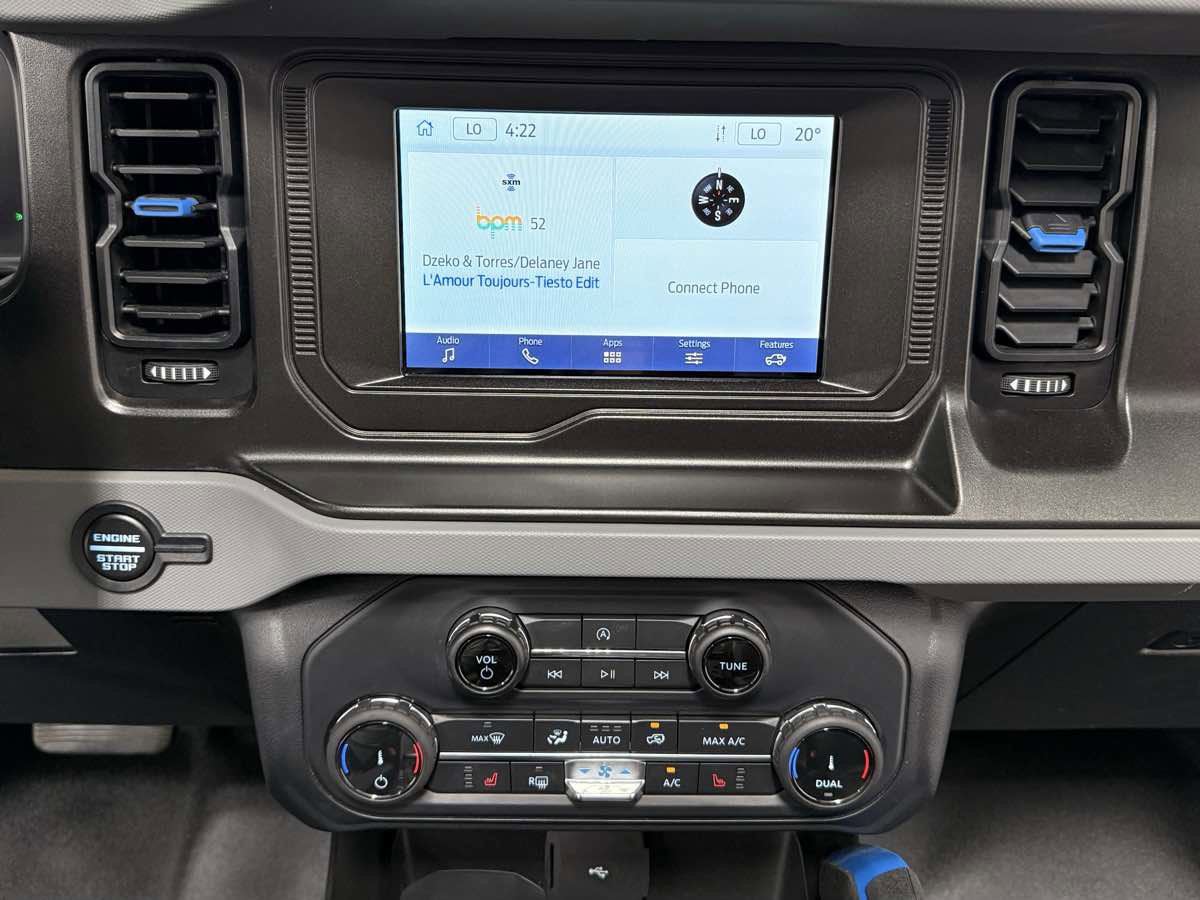 Used 2022 Ford Bronco Black Diamond image 24