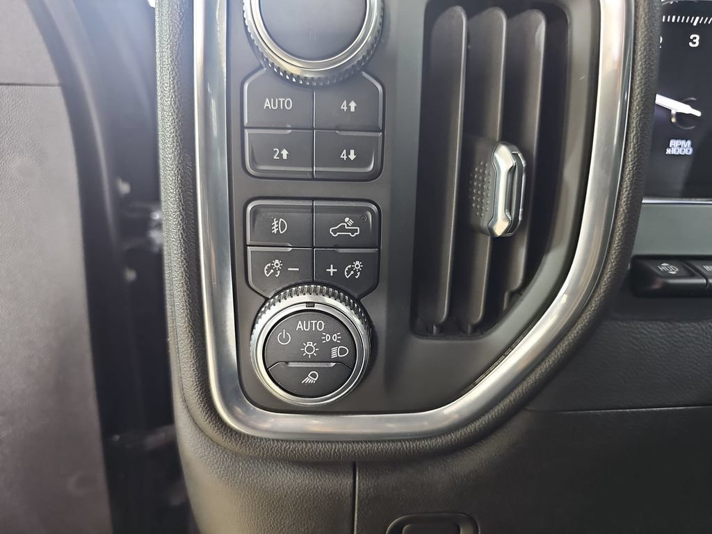 Certified 2021 GMC Sierra 1500 Denali w/ Denali Ultimate Package AWD/4WD image 31