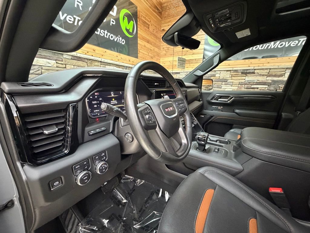Used 2024 GMC Sierra 1500 AT4 w/ Technology Package image 10
