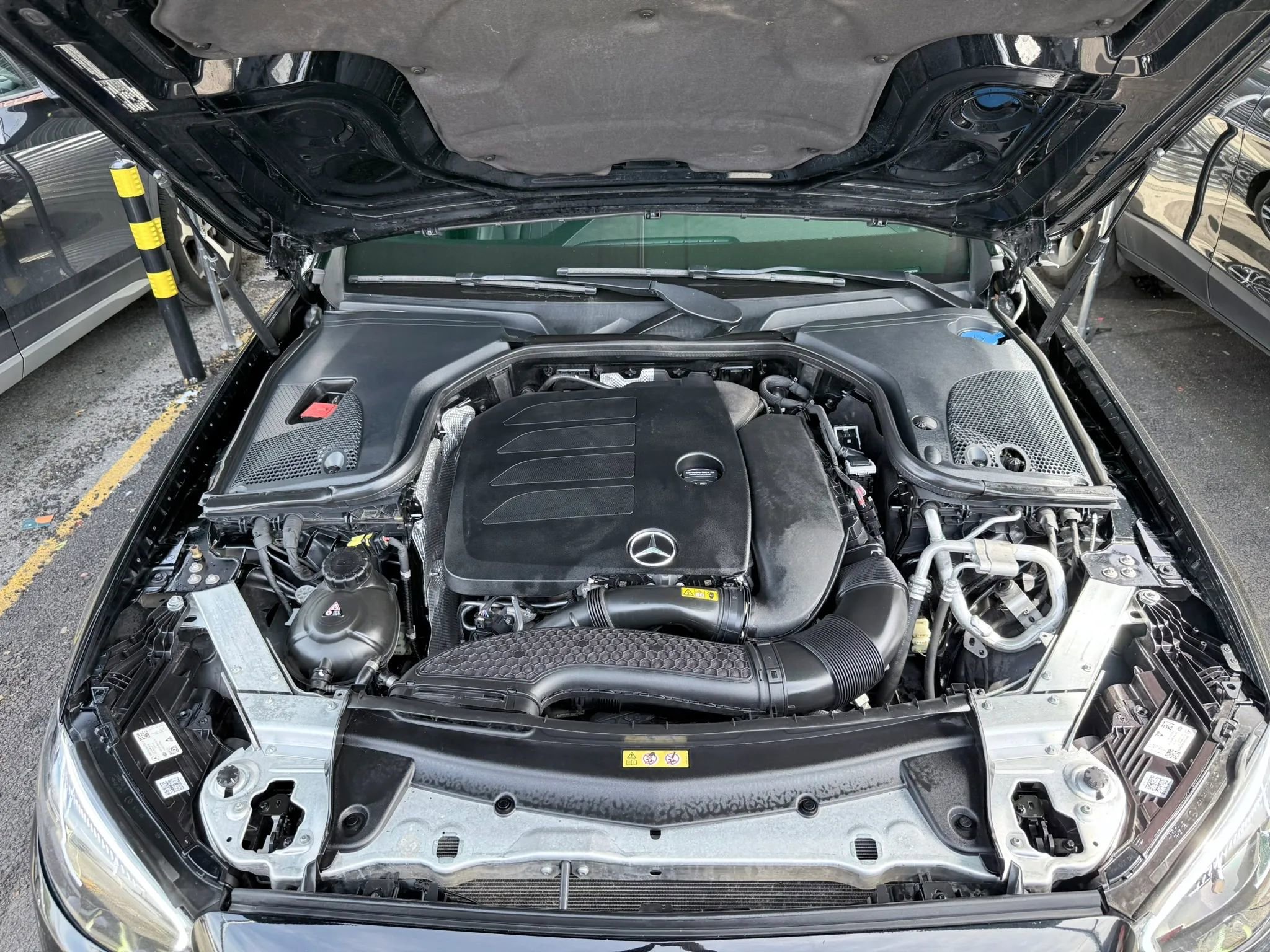 Used 2021 Mercedes-Benz E 350 4MATIC Sedan image 31