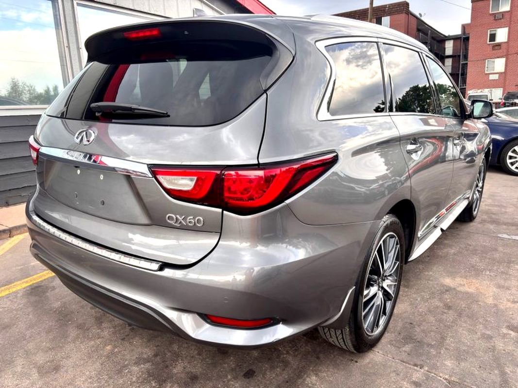 Used 2018 INFINITI QX60 AWD w/ Premium Plus Package image 4