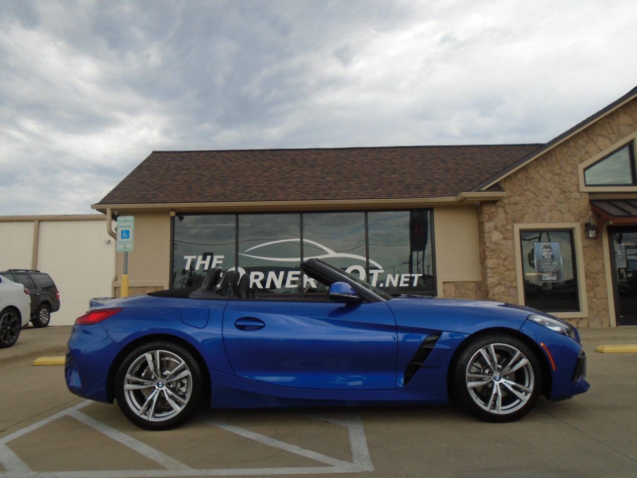Used 2026 BMW Z4 sDrive30i RWD image 4